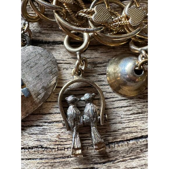 Vintage Monet Charm Bracelet Double Link Gold plated 12 Charms 7.5” - Picture 9 of 16